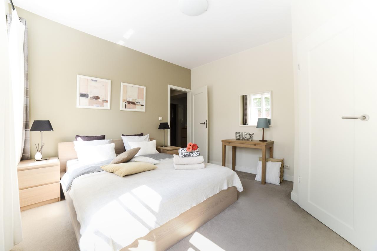 ורשה Spacious Apartment In The Old Town מראה חיצוני תמונה