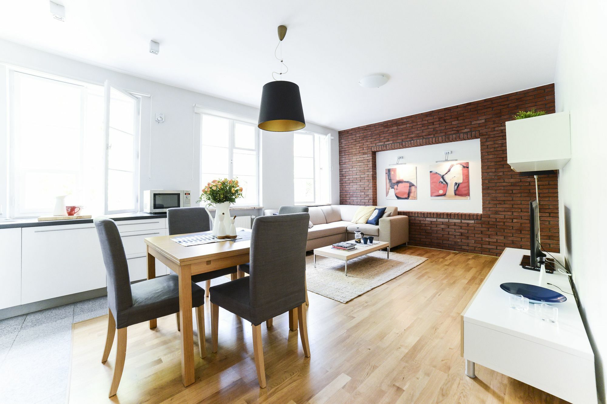 ורשה Spacious Apartment In The Old Town מראה חיצוני תמונה